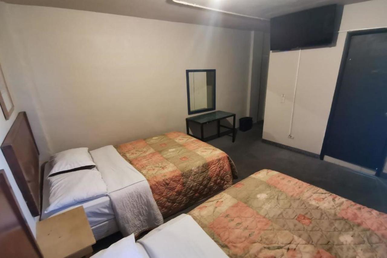Capital O Hotel Plaza, مكسيكالي المظهر الخارجي الصورة