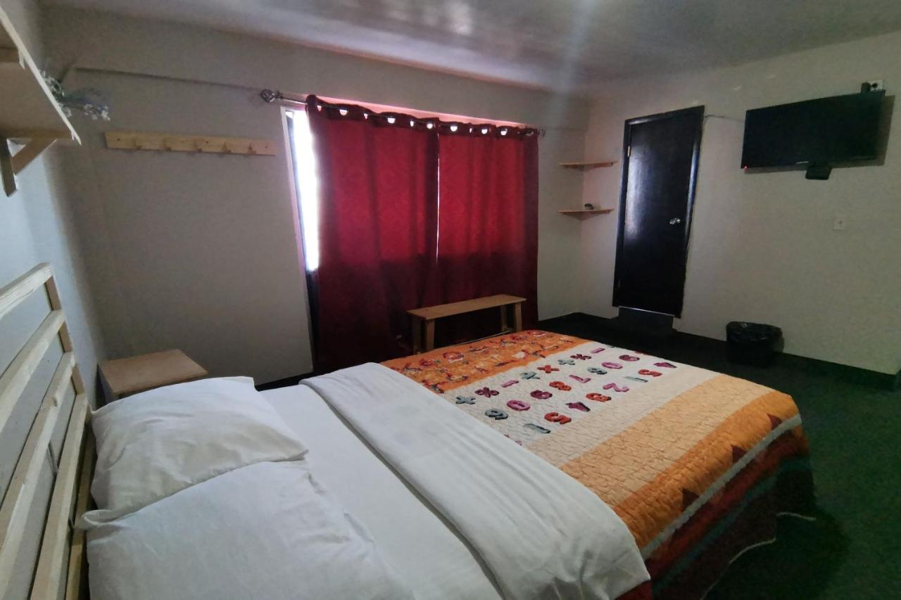 Capital O Hotel Plaza, مكسيكالي المظهر الخارجي الصورة