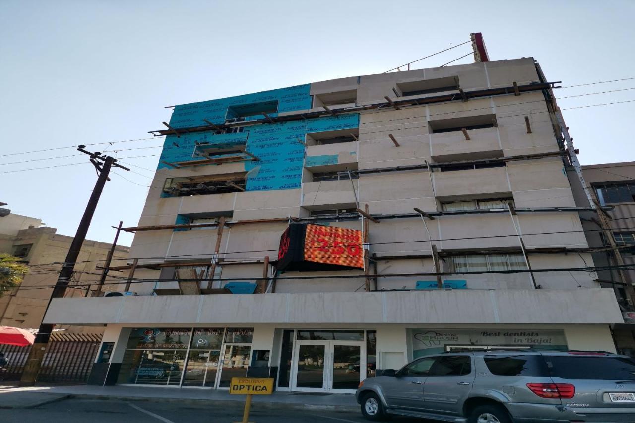 Capital O Hotel Plaza, مكسيكالي المظهر الخارجي الصورة